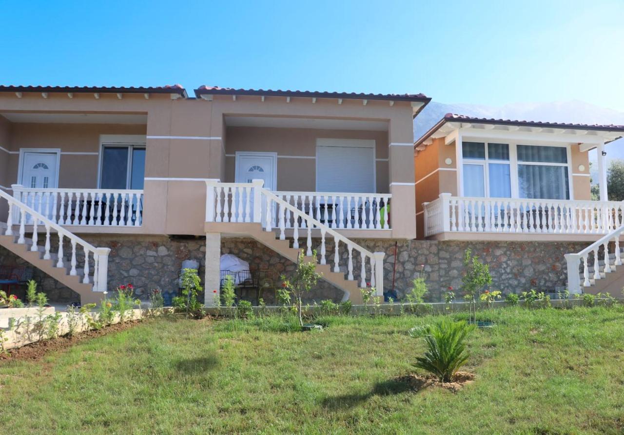 Essos Villas Dhërmi Kültér fotó