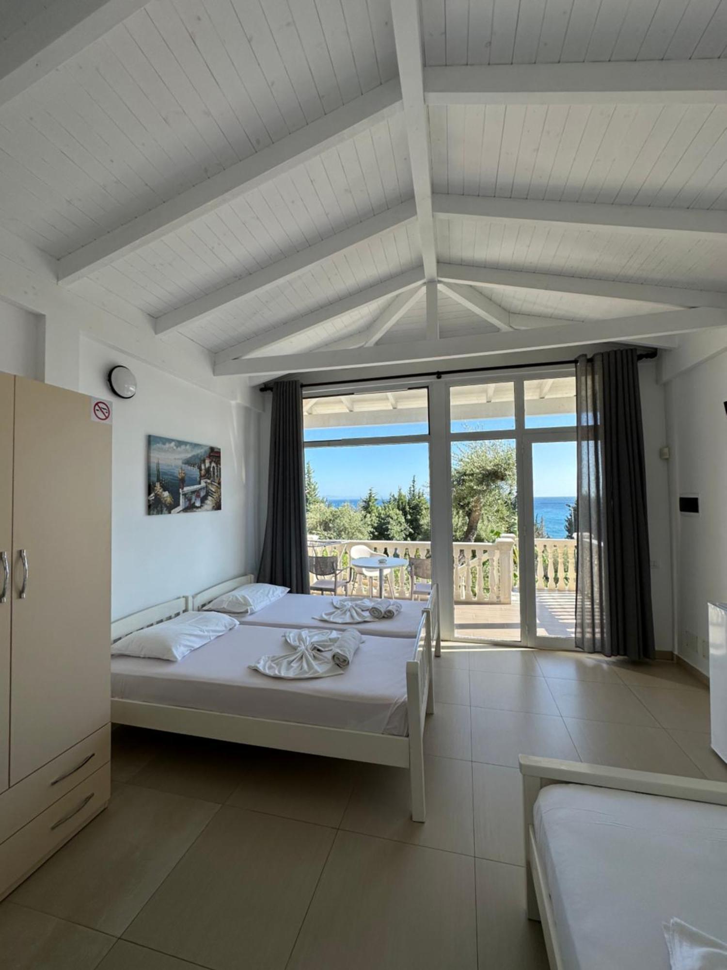 Essos Villas Dhërmi Kültér fotó